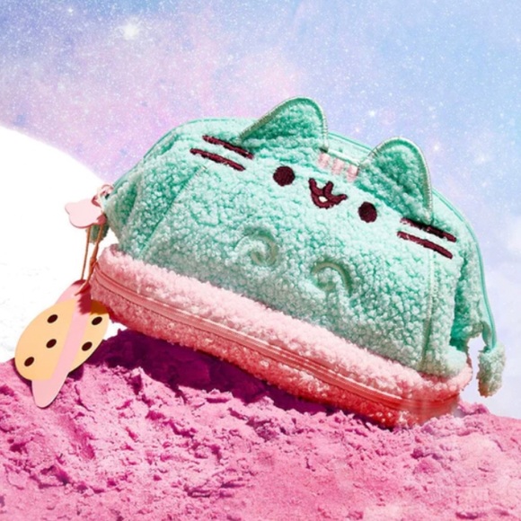 NEW✅Spectrum Collections Pusheen Bundle - Picture 3 of 8